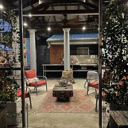 Bywater Home, Parking And Pet Friendly Retreat